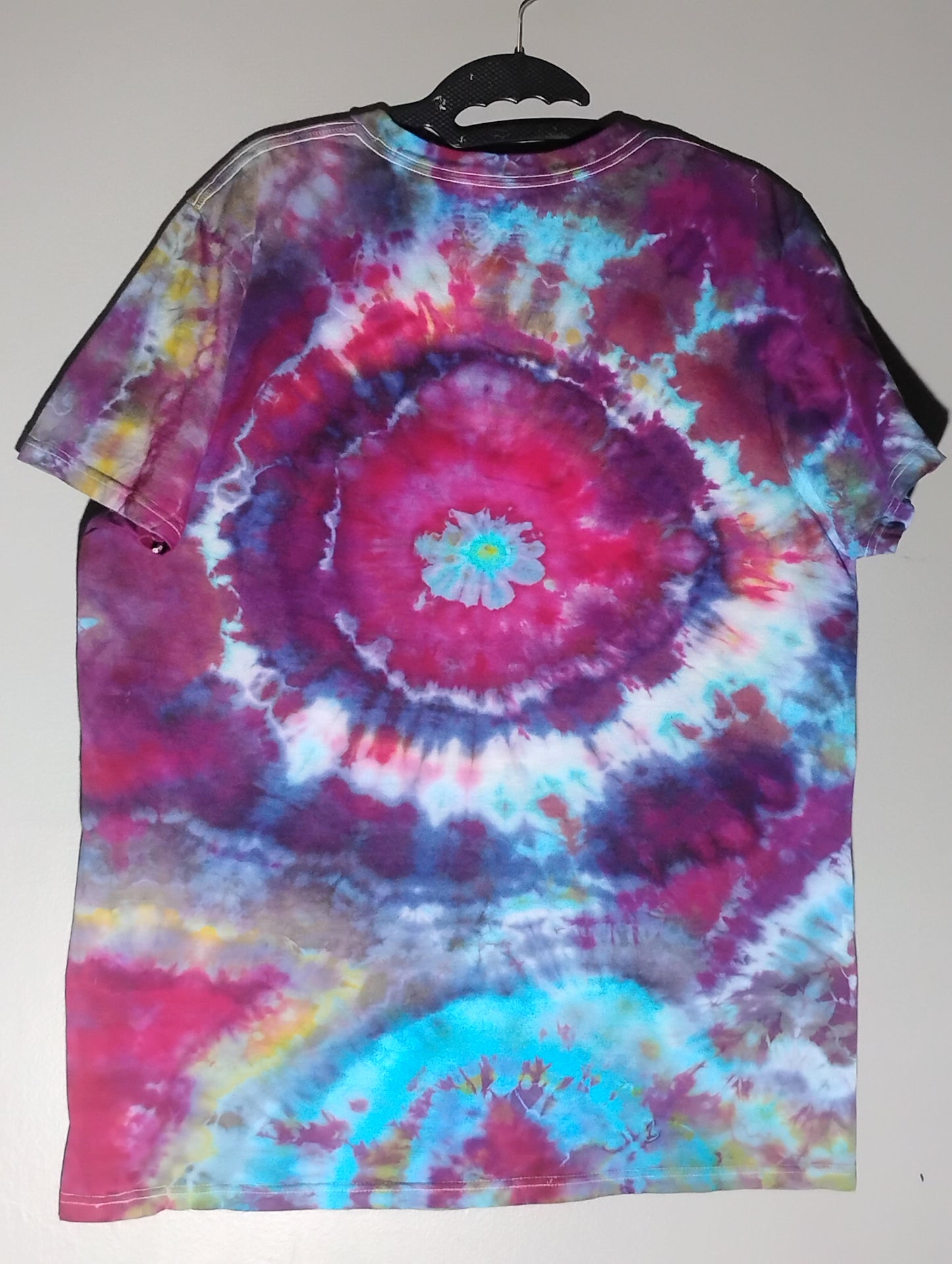 Multicolored flower geode shirt size medium