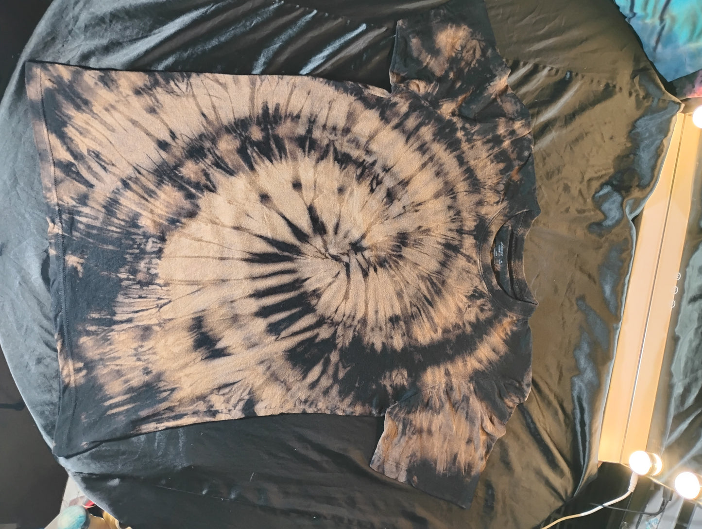 Reverse tie-dyed shirt size Large