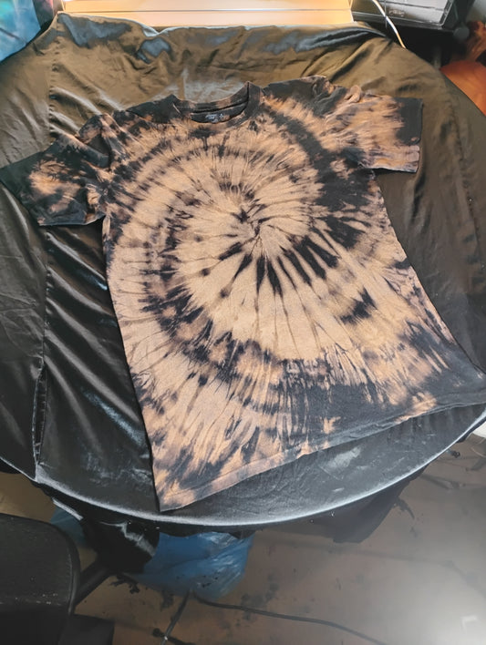 Reverse tie-dyed shirt size Large