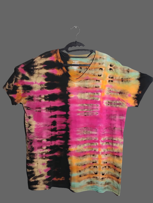 Reverse tie-dyed accordion fold size XL V-NECK