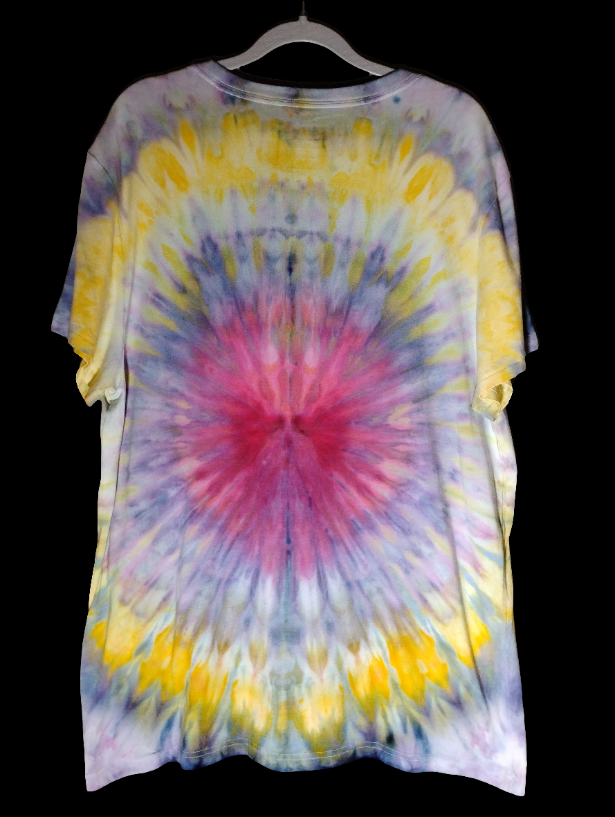 Tie-dyed sunburst technique a top an extra large t-shirt